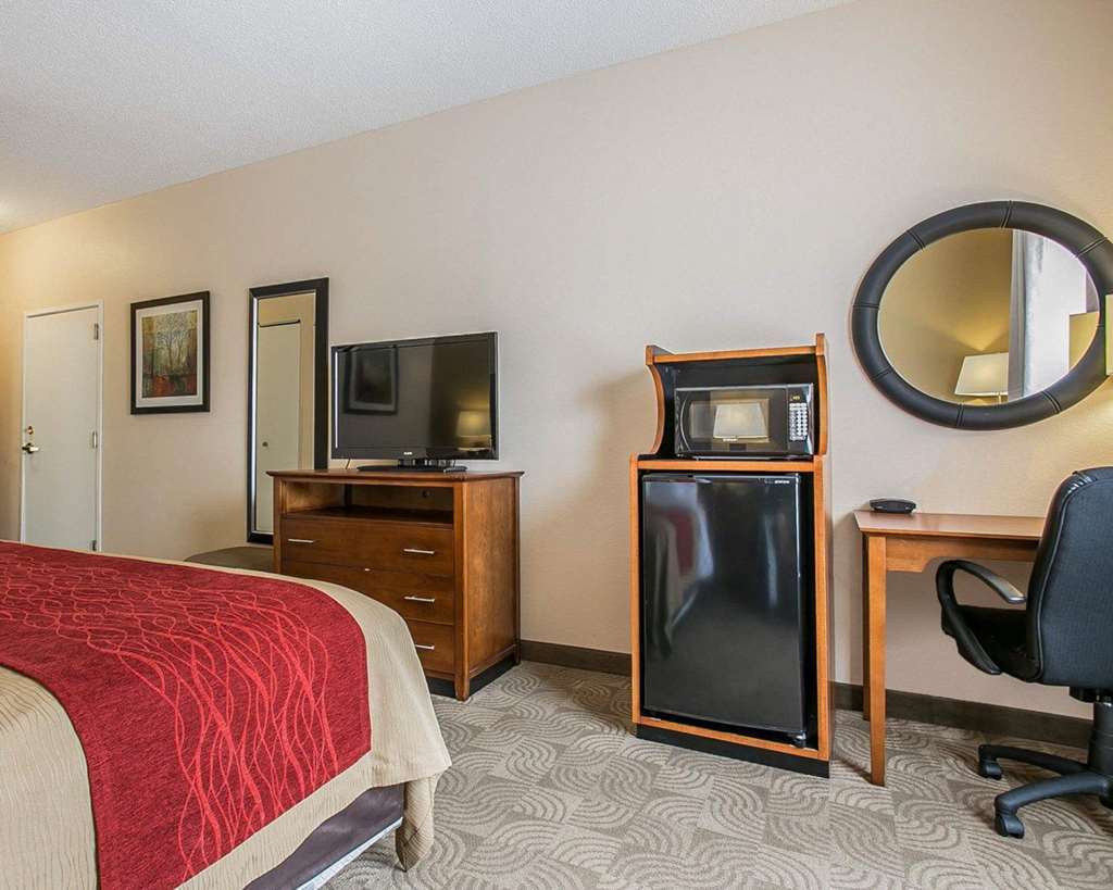 Comfort Inn & Suites Santee I-95 Room photo