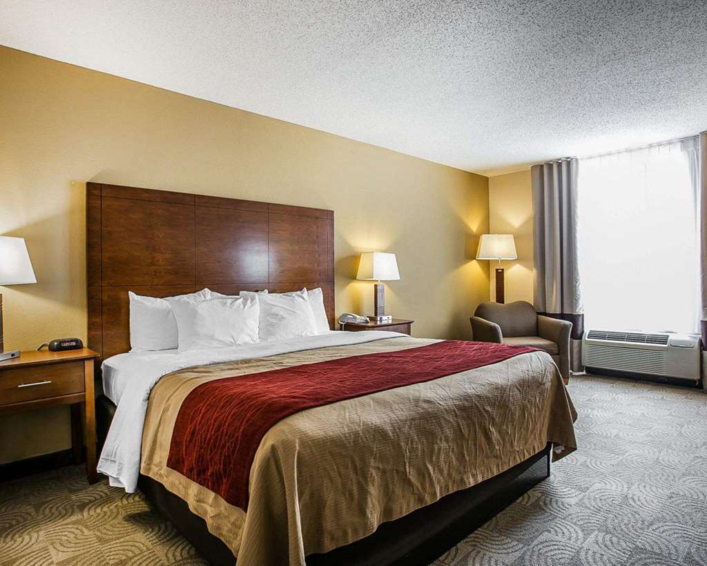 Comfort Inn & Suites Santee I-95 Room photo