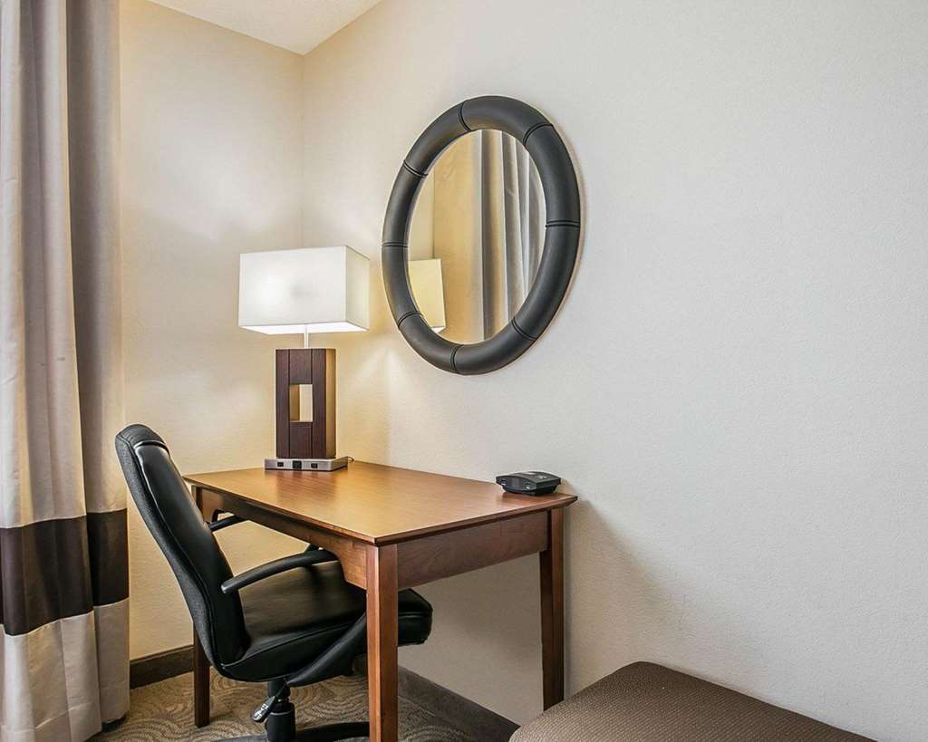 Comfort Inn & Suites Santee I-95 Room photo